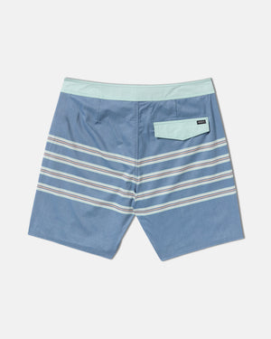 County Line Trunk 18