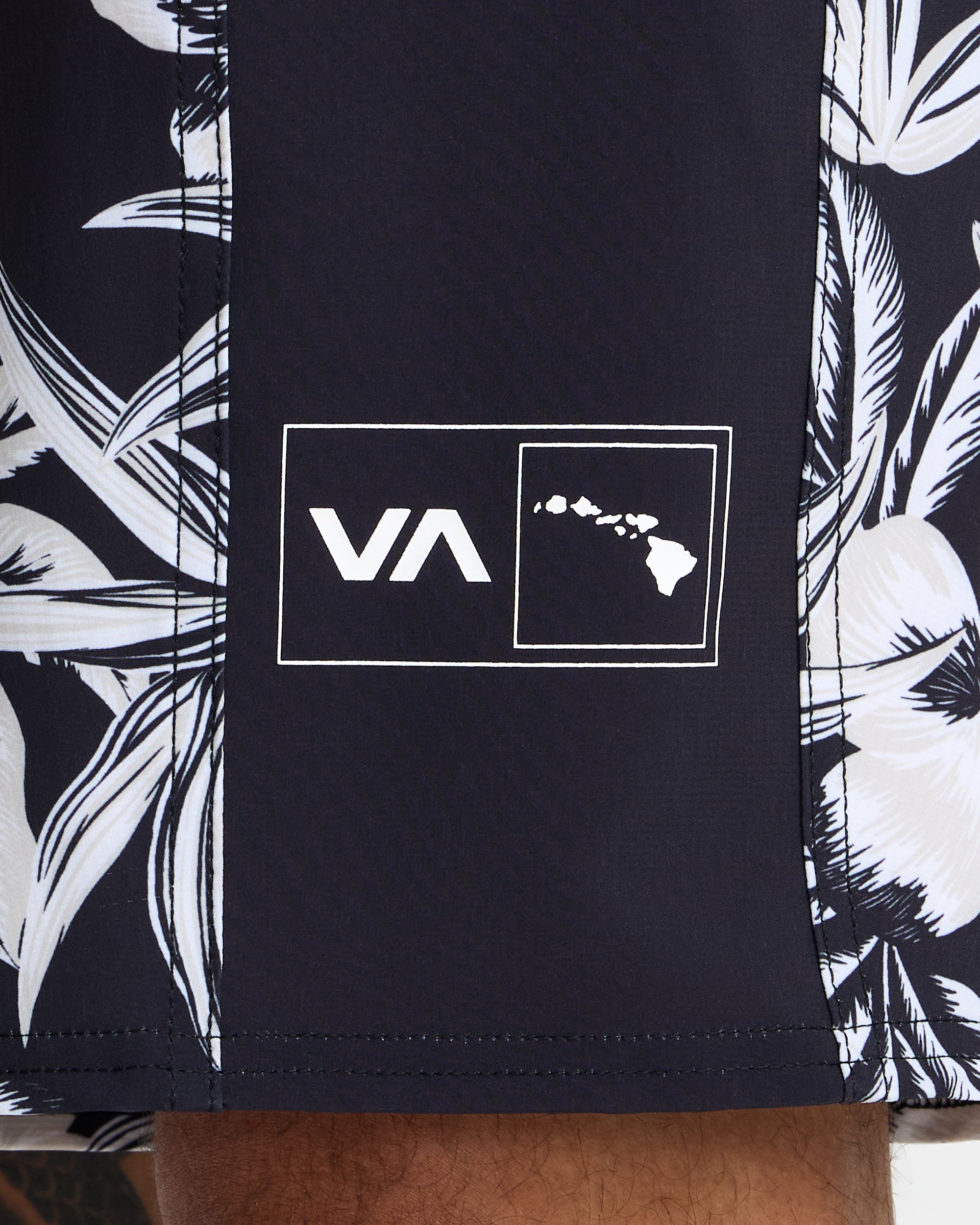 Apex 2 Boardshort – RVCA