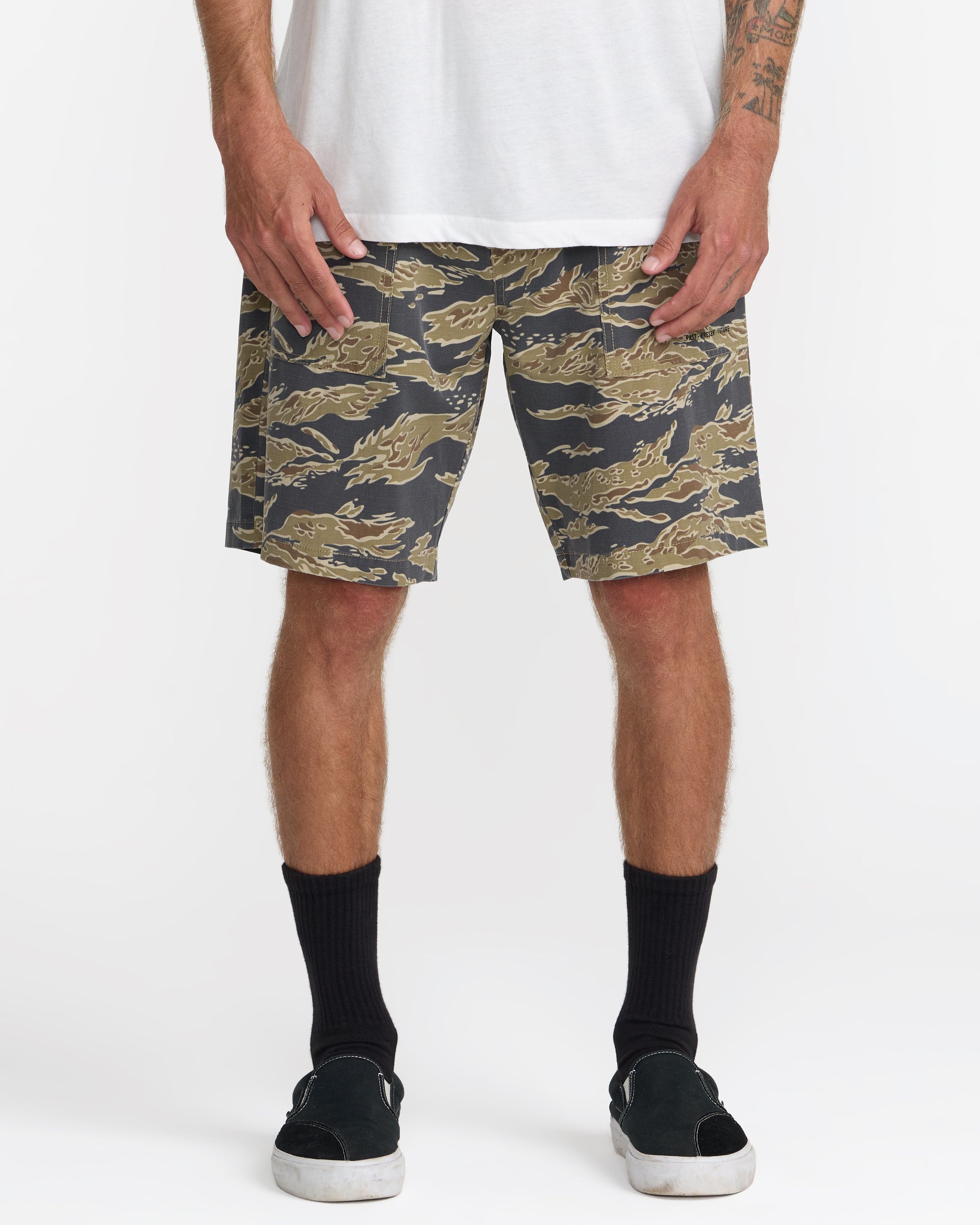 Mil Utility Hybrid Short – RVCA