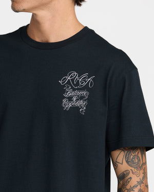 Paradise Queen Short Sleeve Tee
