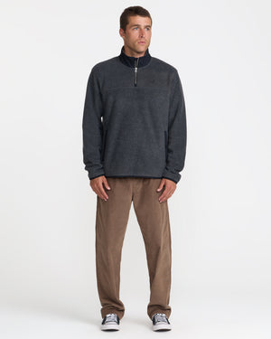 Peak 1/4 Zip Sweatshirt