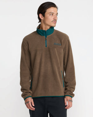 Peak 1/4 Zip Sweatshirt