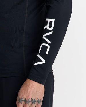 RVCA Long Sleeve Rashguard