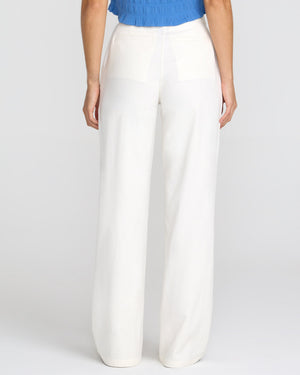 Bonnie Pant - RVCA