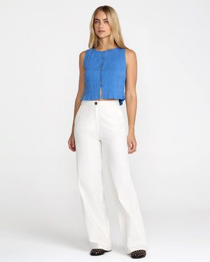 Bonnie Pant - RVCA