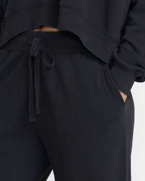 Badge Jogger