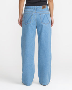 Coco Relaxed Straight Leg Jean