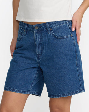 Loma Short