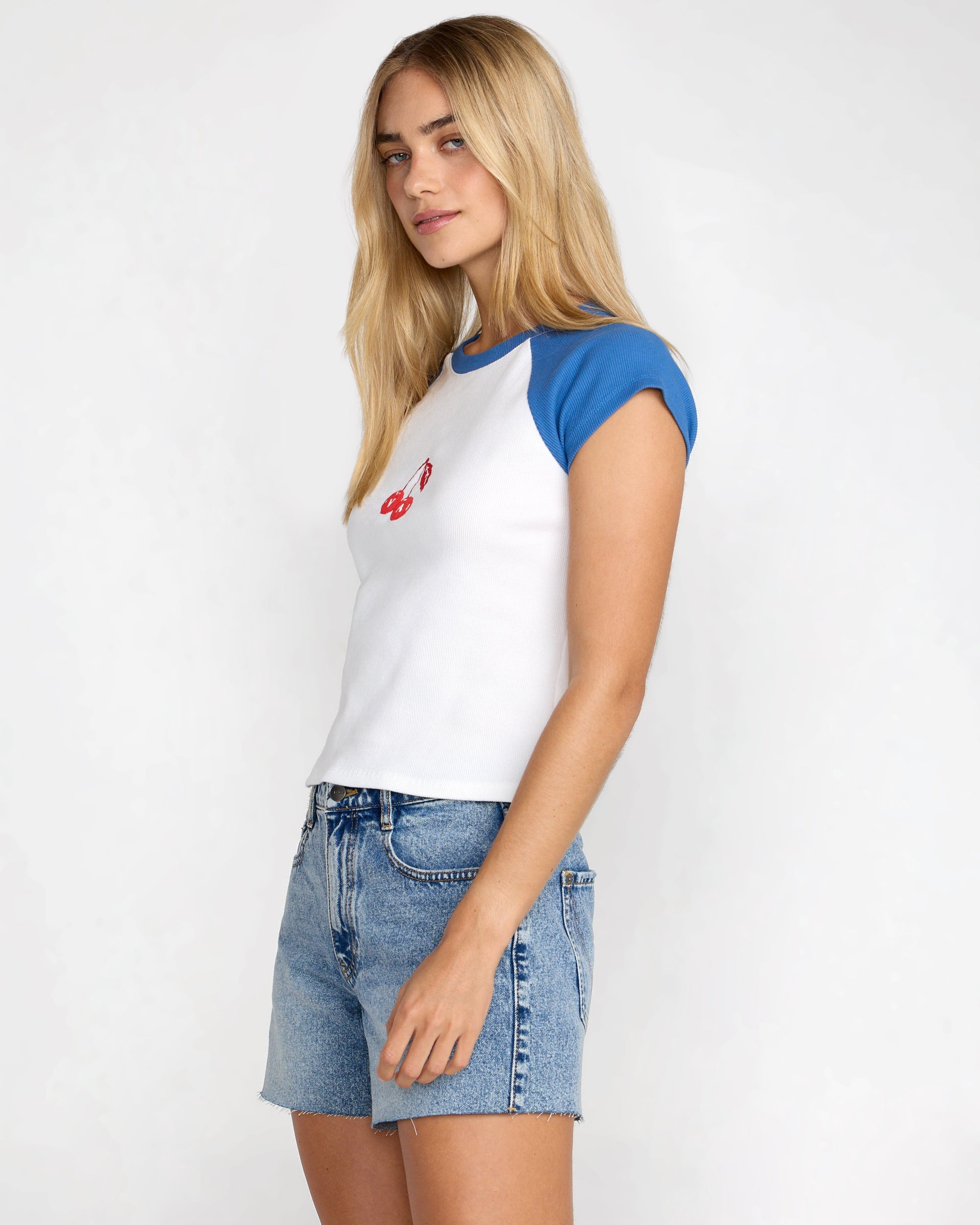Roam Raglan - RVCA