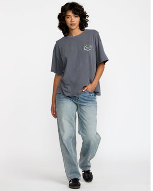 Hawaii Hex II Baggie Tee - RVCA