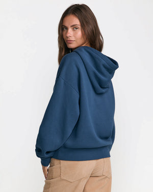 Avec Pullover Hoodie