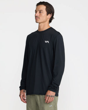 Sport Vent Long Sleeve Tee
