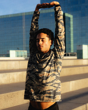 Sport Vent Long Sleeve Tee