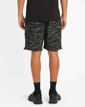 Hawaii Yogger Stretch 17
