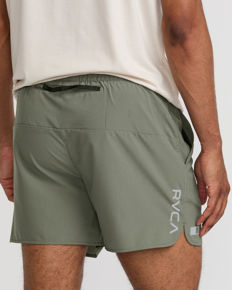 Yogger Lite 15" Shorts - Sage Leaf