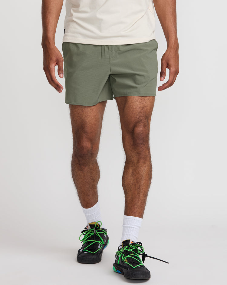 Yogger Lite 15" Shorts - Sage Leaf