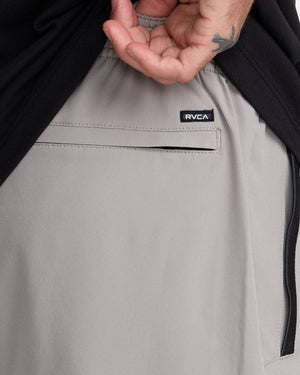 Yogger Stretch 17