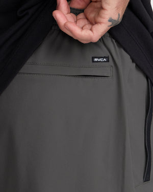 Yogger Stretch 17