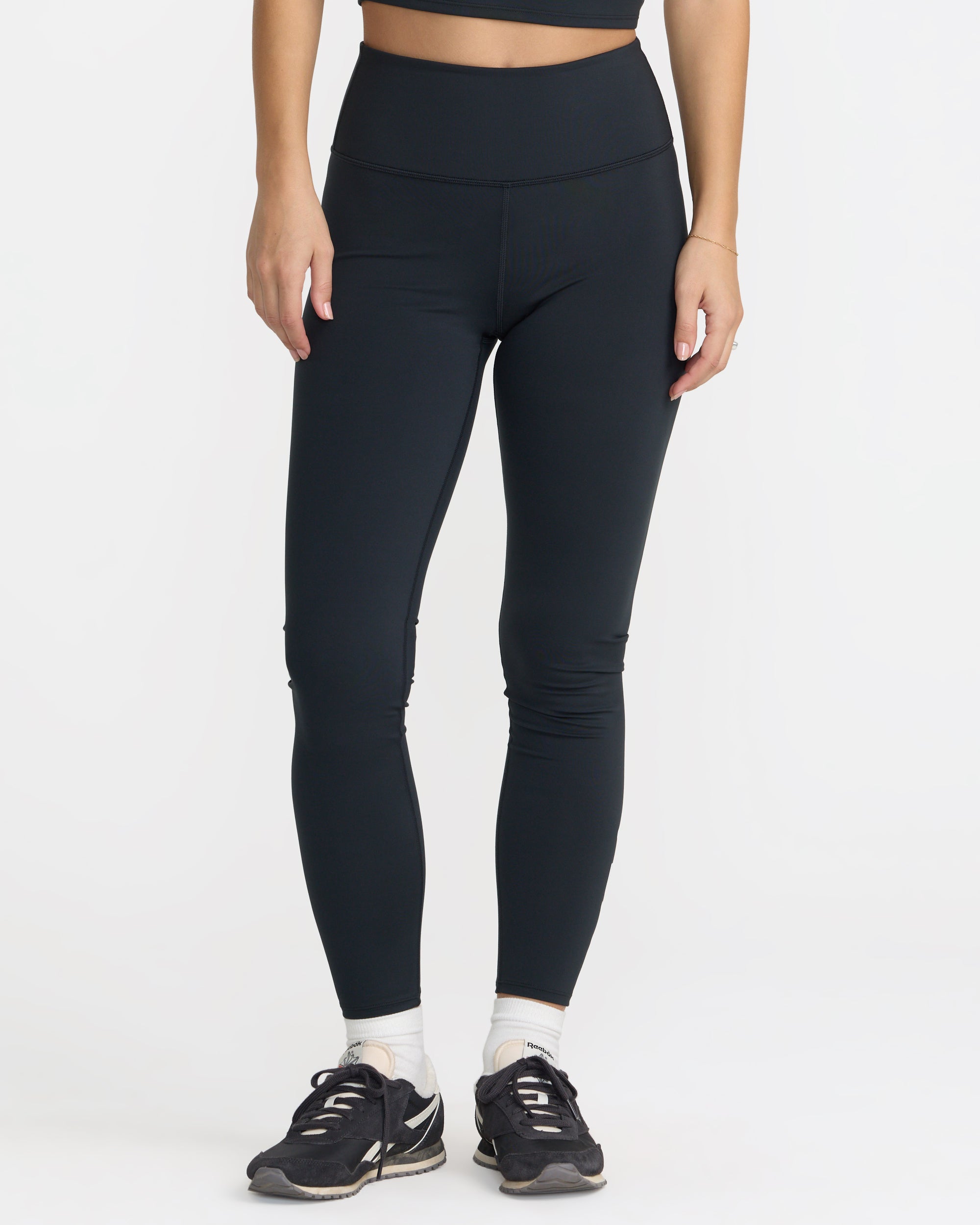 VA Essential Logo Legging – RVCA