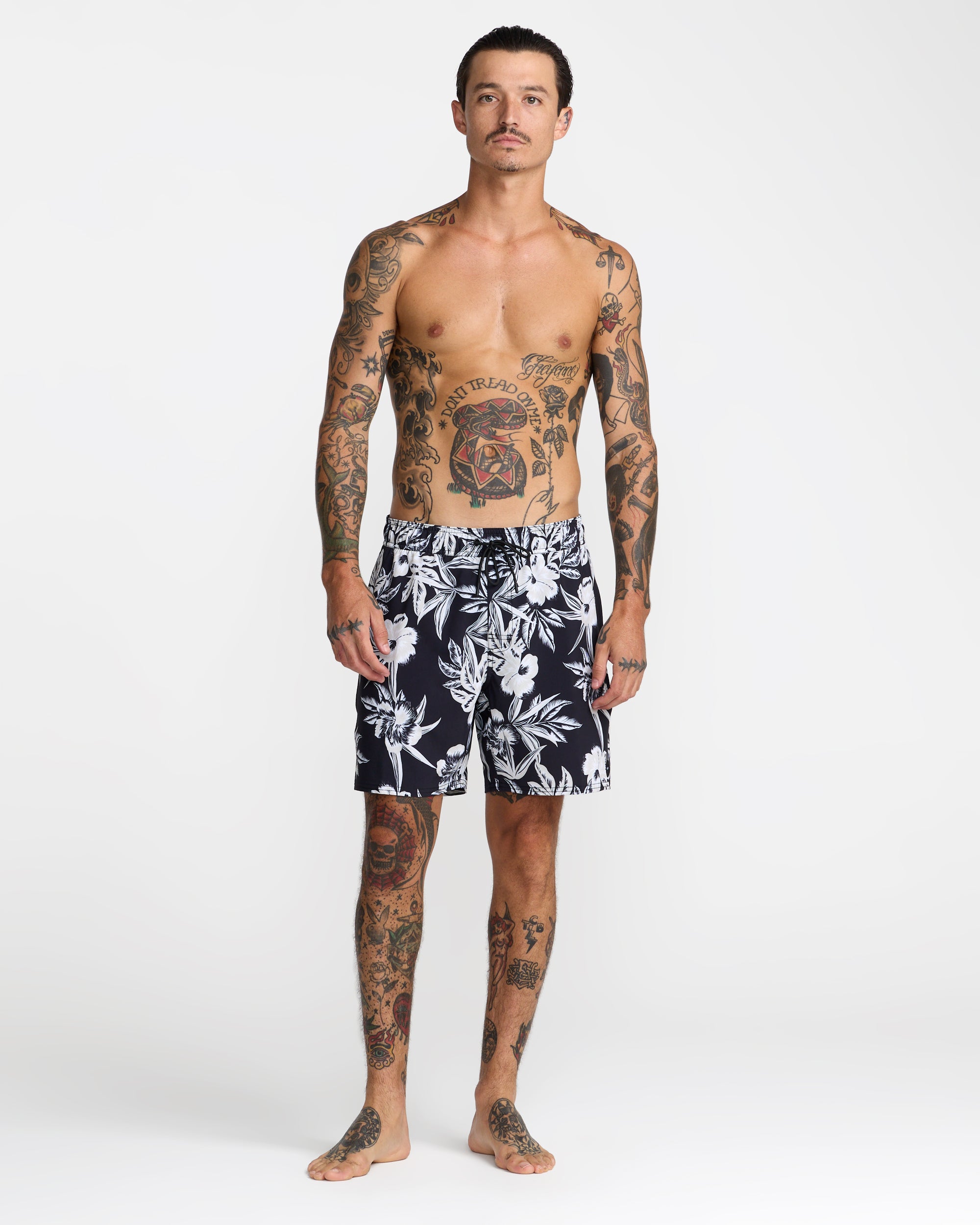 V12 LIVERY SHORTS 白黒総柄 XL ストレッチ ユーズド VA Elastic 17