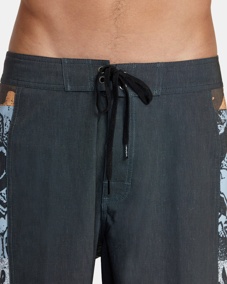 Drain Boardshorts 20'' - Black