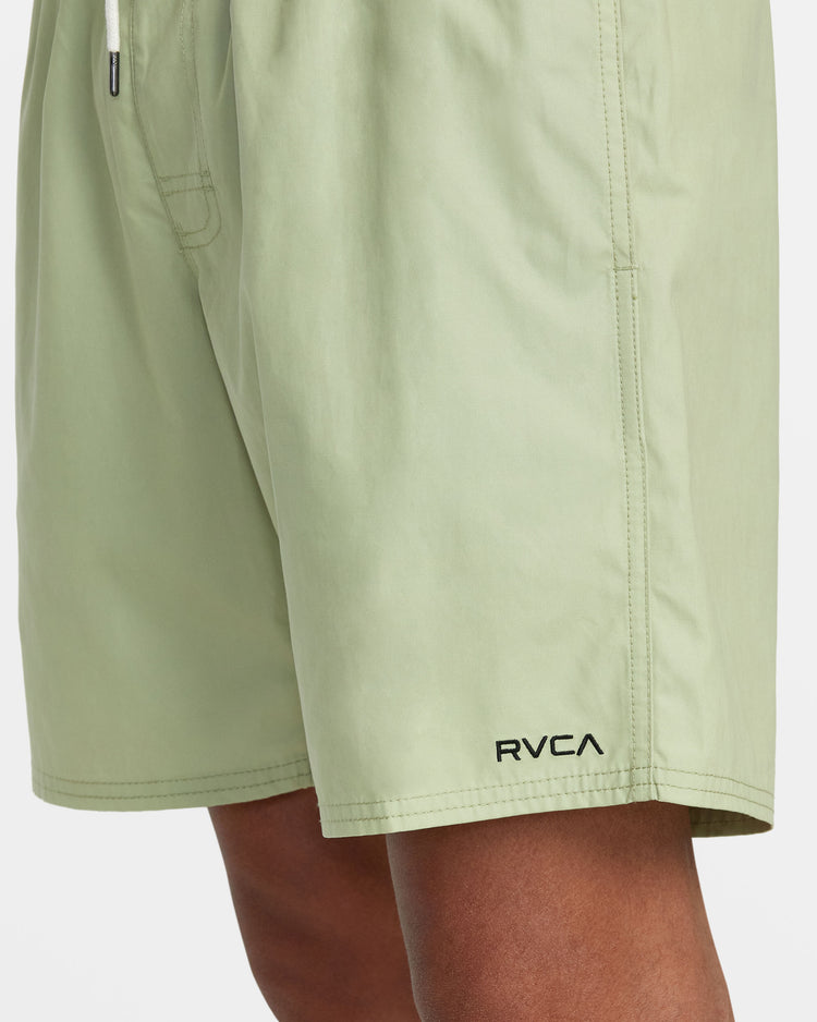 Opposites Hybrid Shorts - Pear