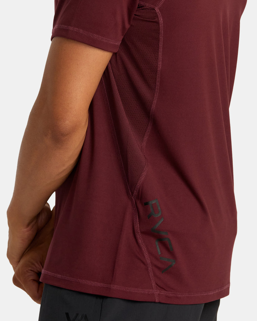 VA Sport Vent Technical Polo Shirt - Plum