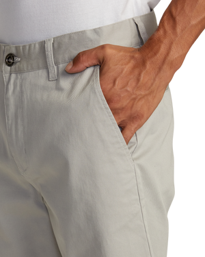 Weekend Stretch Short 20