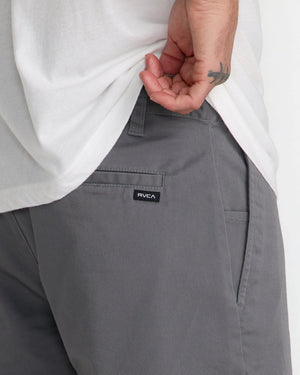 Weekend Stretch Short 20