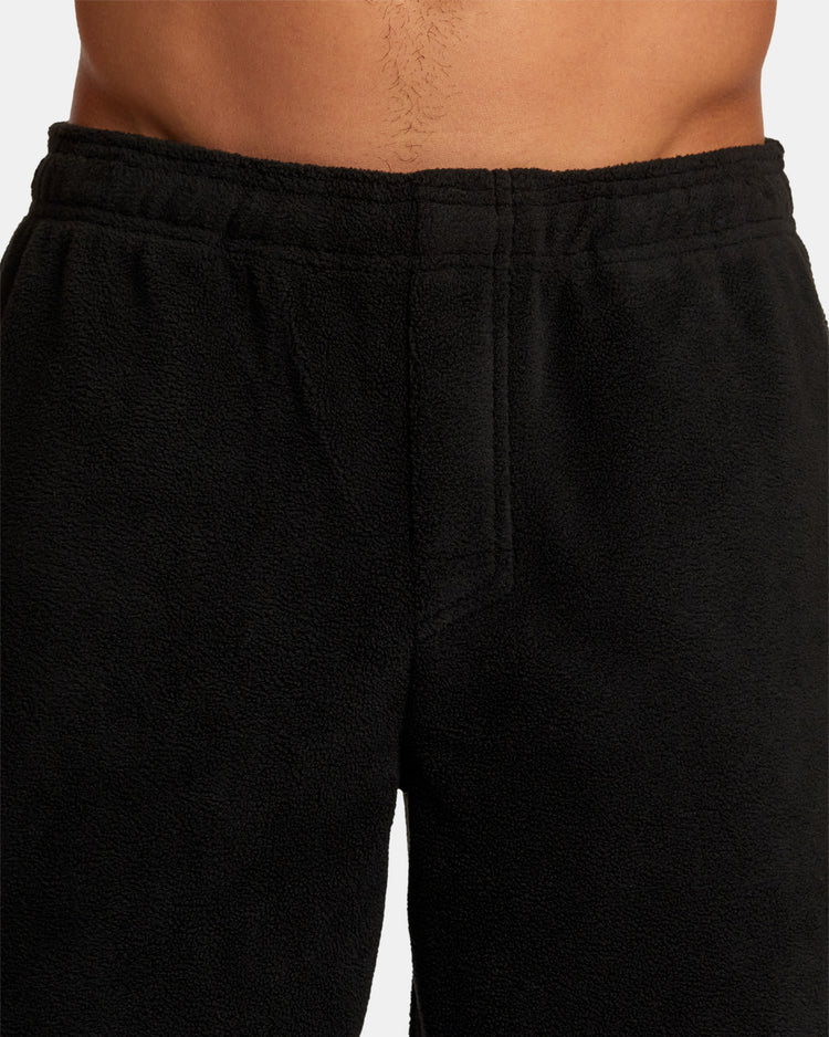 VA Essential Micro Fleece Short 18" - Black