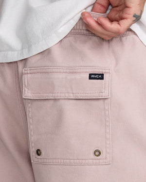 Escape Elastic Short