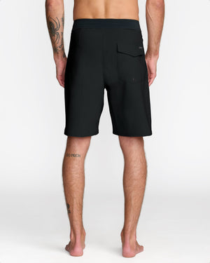 VA Trunk Solid - RVCA