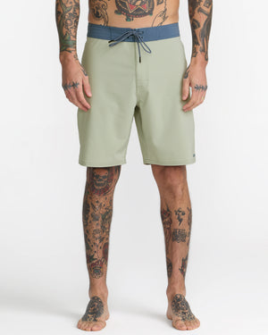 VA Solid Boardshort