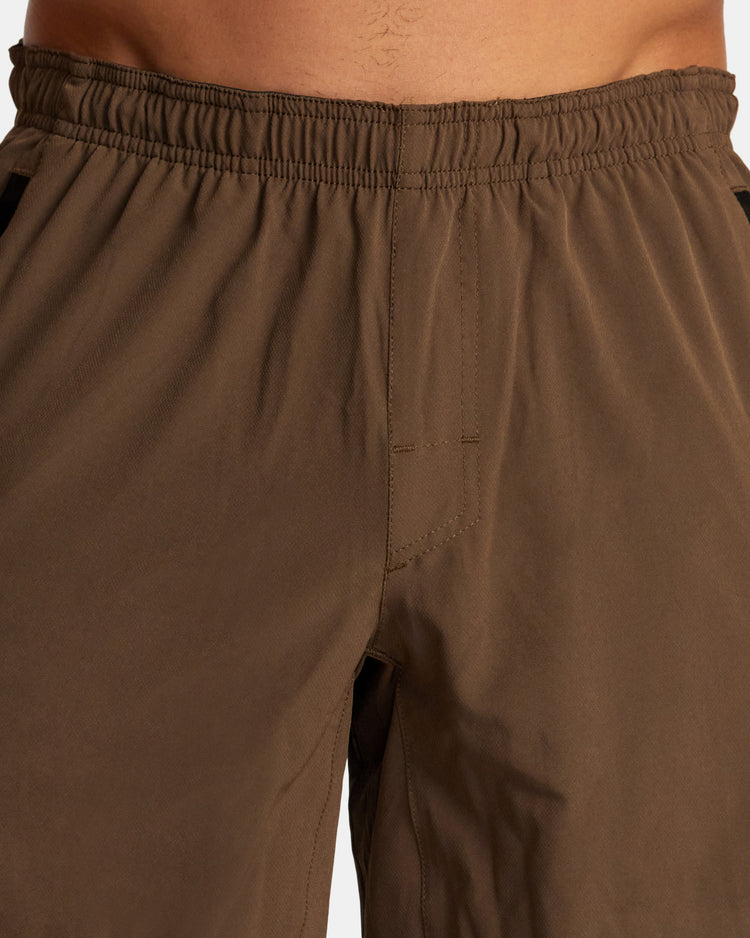 Yogger Stretch 17" Athletic Shorts - Mocha