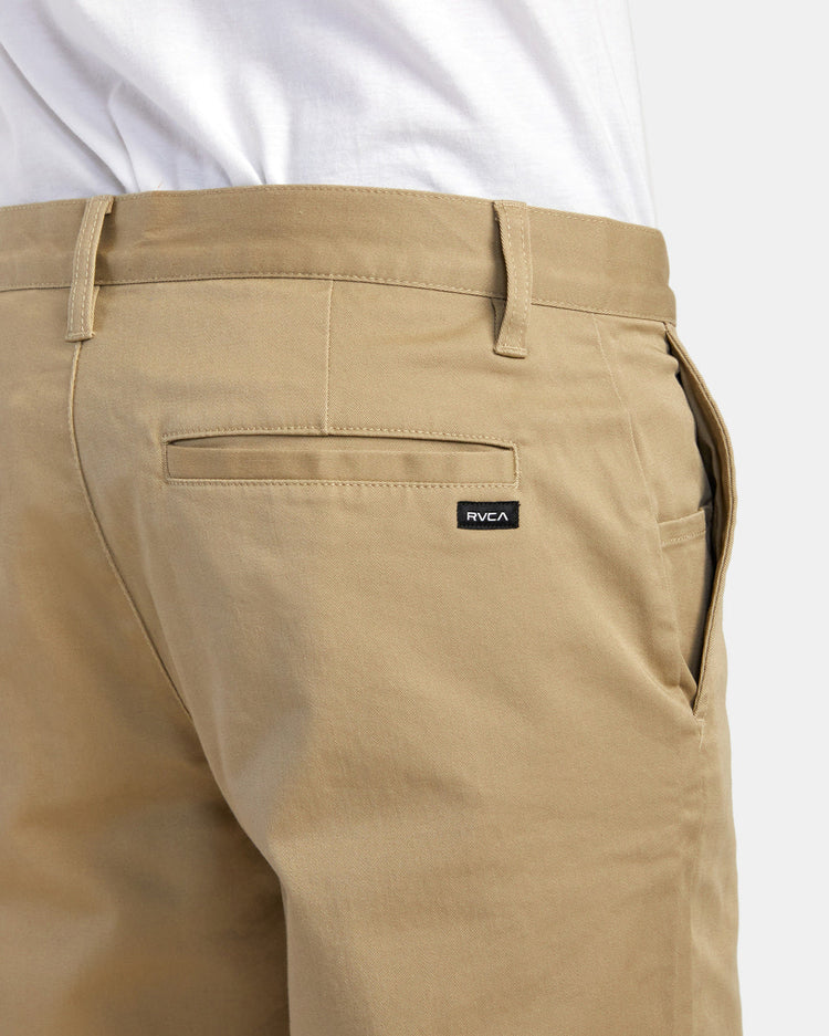 Weekend Stretch 20" Shorts - Khaki