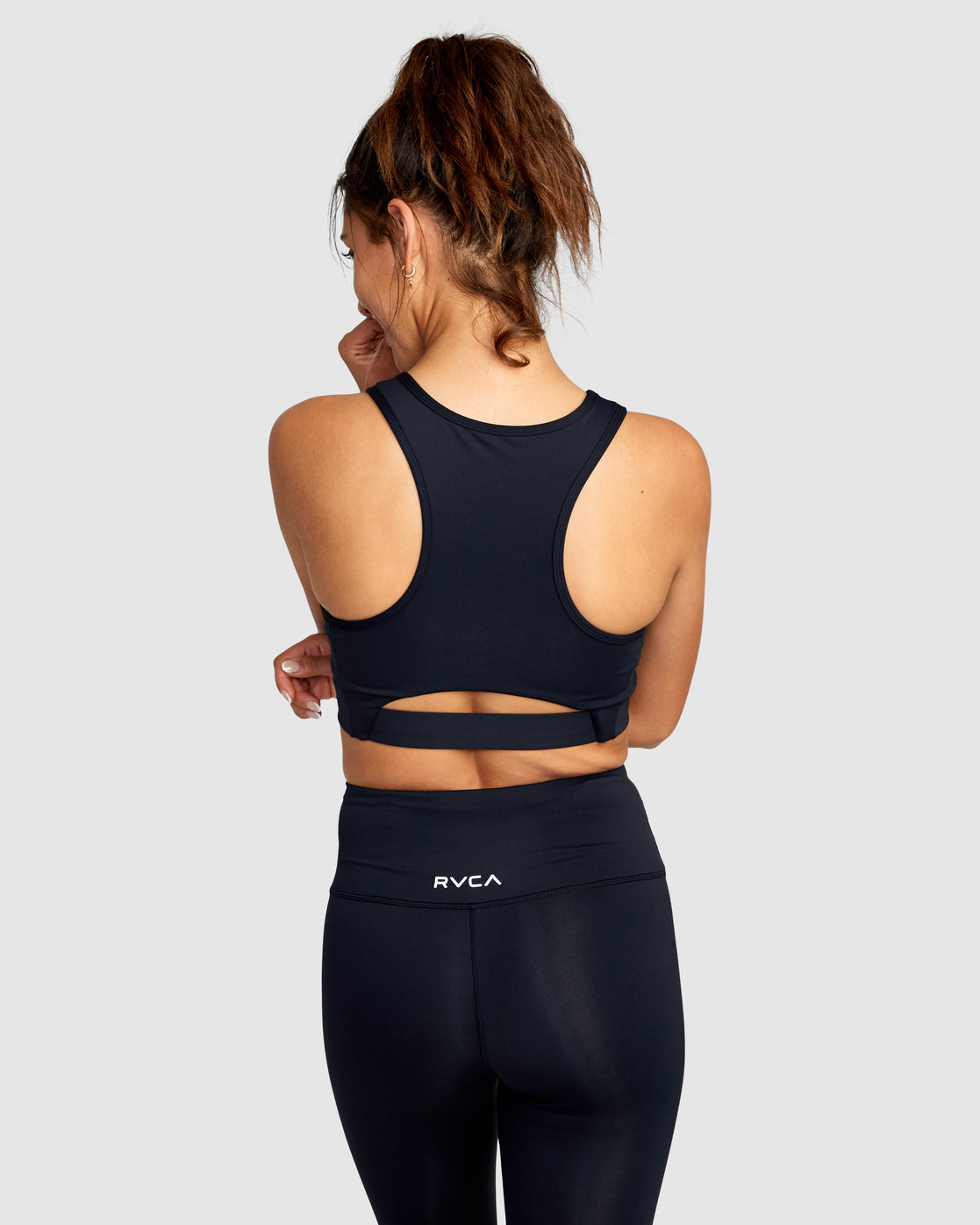 VA Essential Sports Bra - Black – RVCA.com