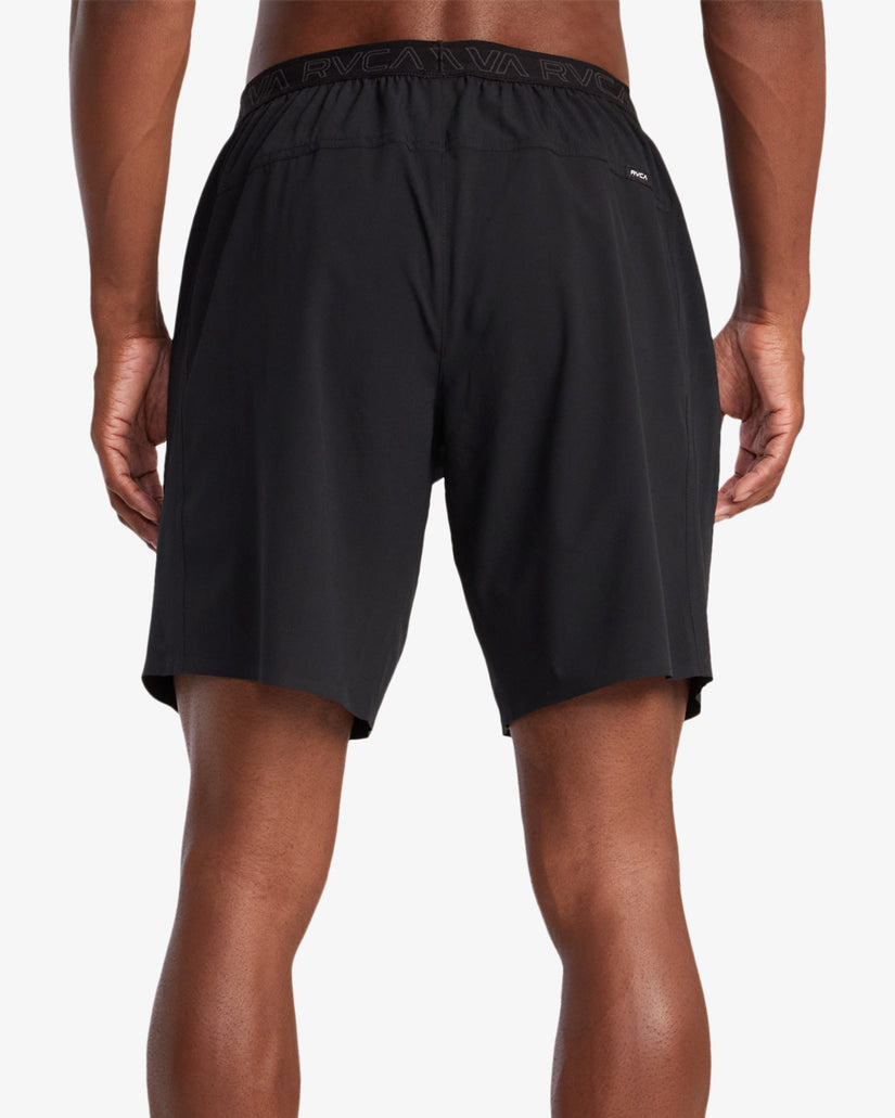 Yogger Plus 18" Shorts - Black