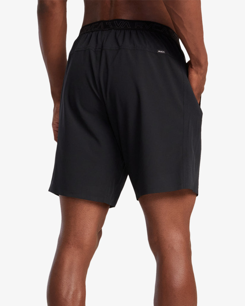 Yogger Plus 18" Shorts - Black