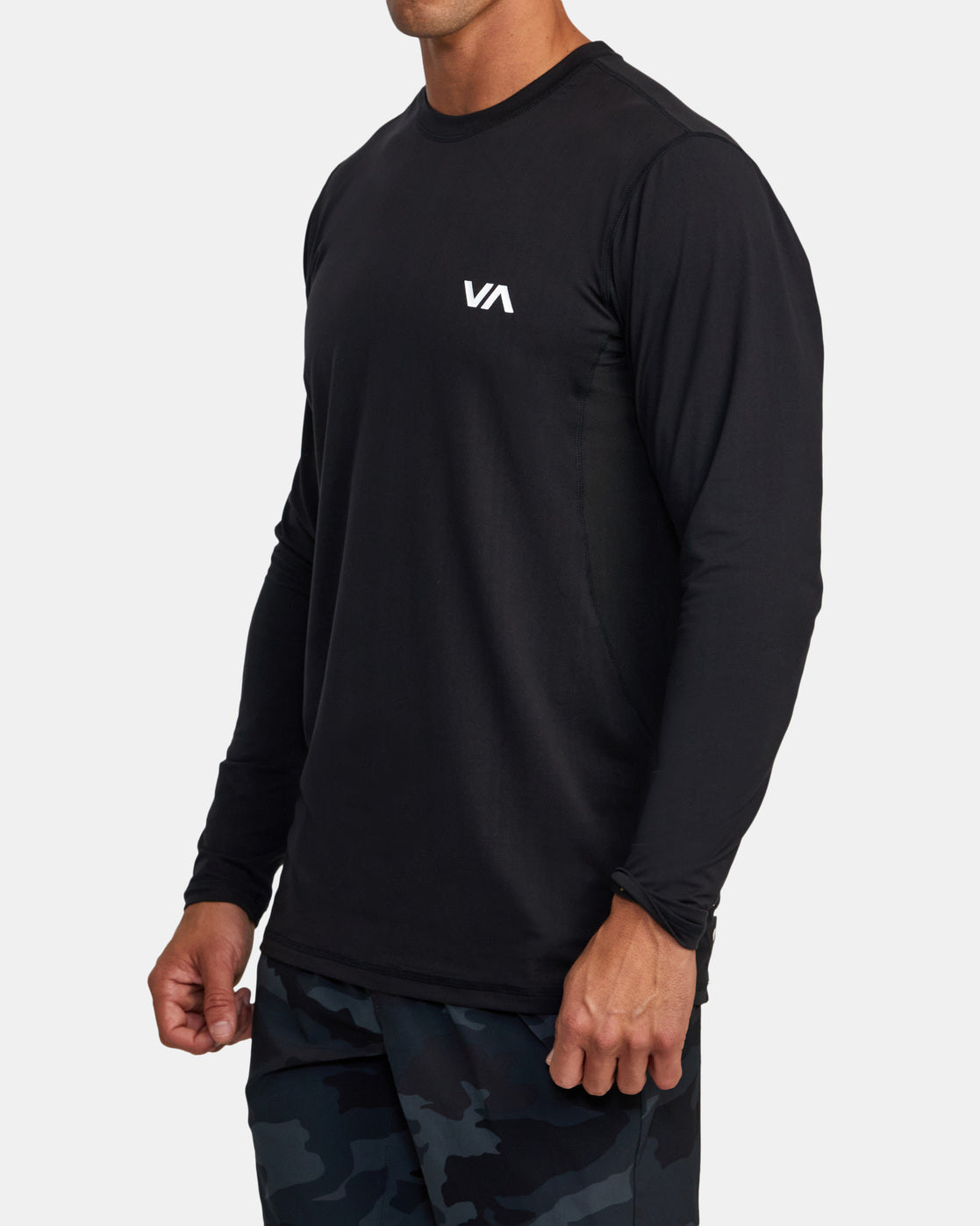 Sport Vent Long Sleeve Tee - Black